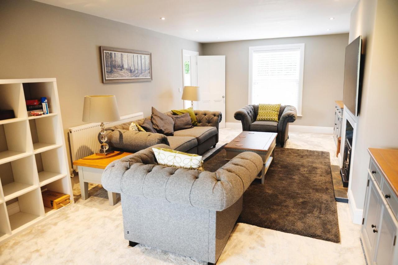 Large Country House - Hot Tub - Pool Table - Bbq - 5 Bedrooms - Log Burner Three Legged Cross Esterno foto
