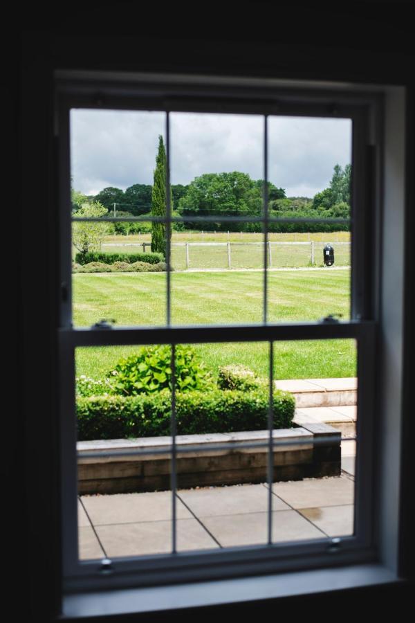 Large Country House - Hot Tub - Pool Table - Bbq - 5 Bedrooms - Log Burner Three Legged Cross Esterno foto