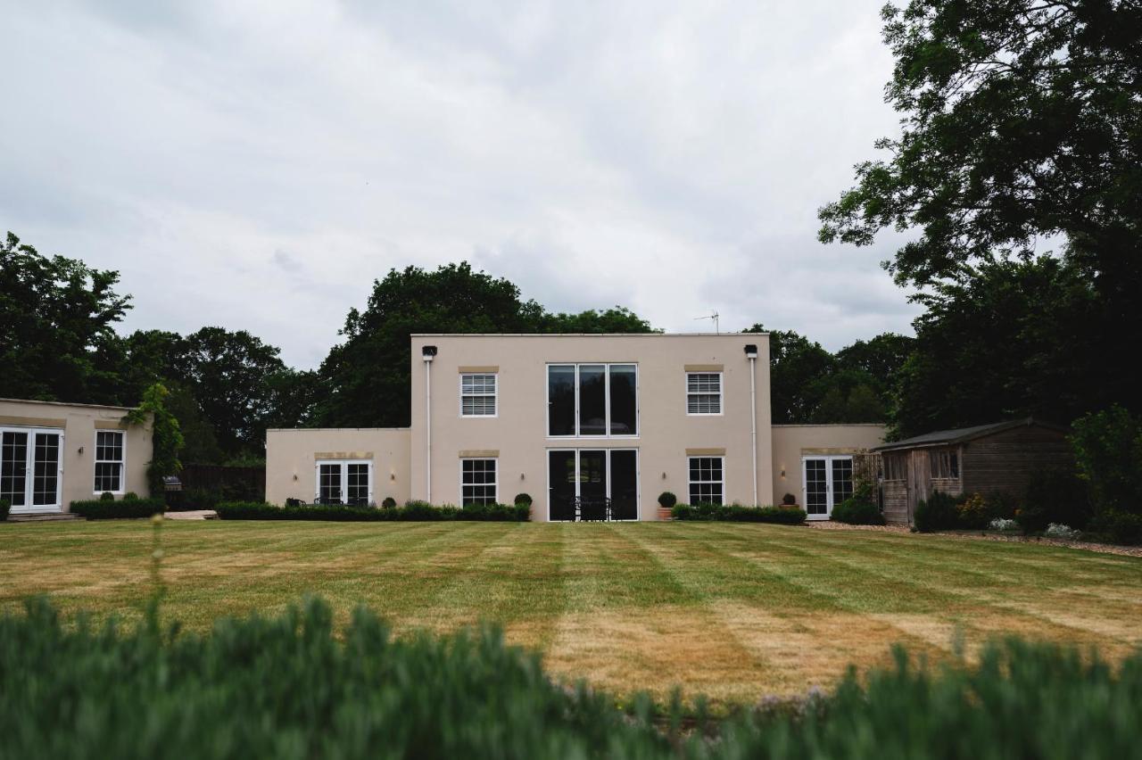 Large Country House - Hot Tub - Pool Table - Bbq - 5 Bedrooms - Log Burner Three Legged Cross Esterno foto