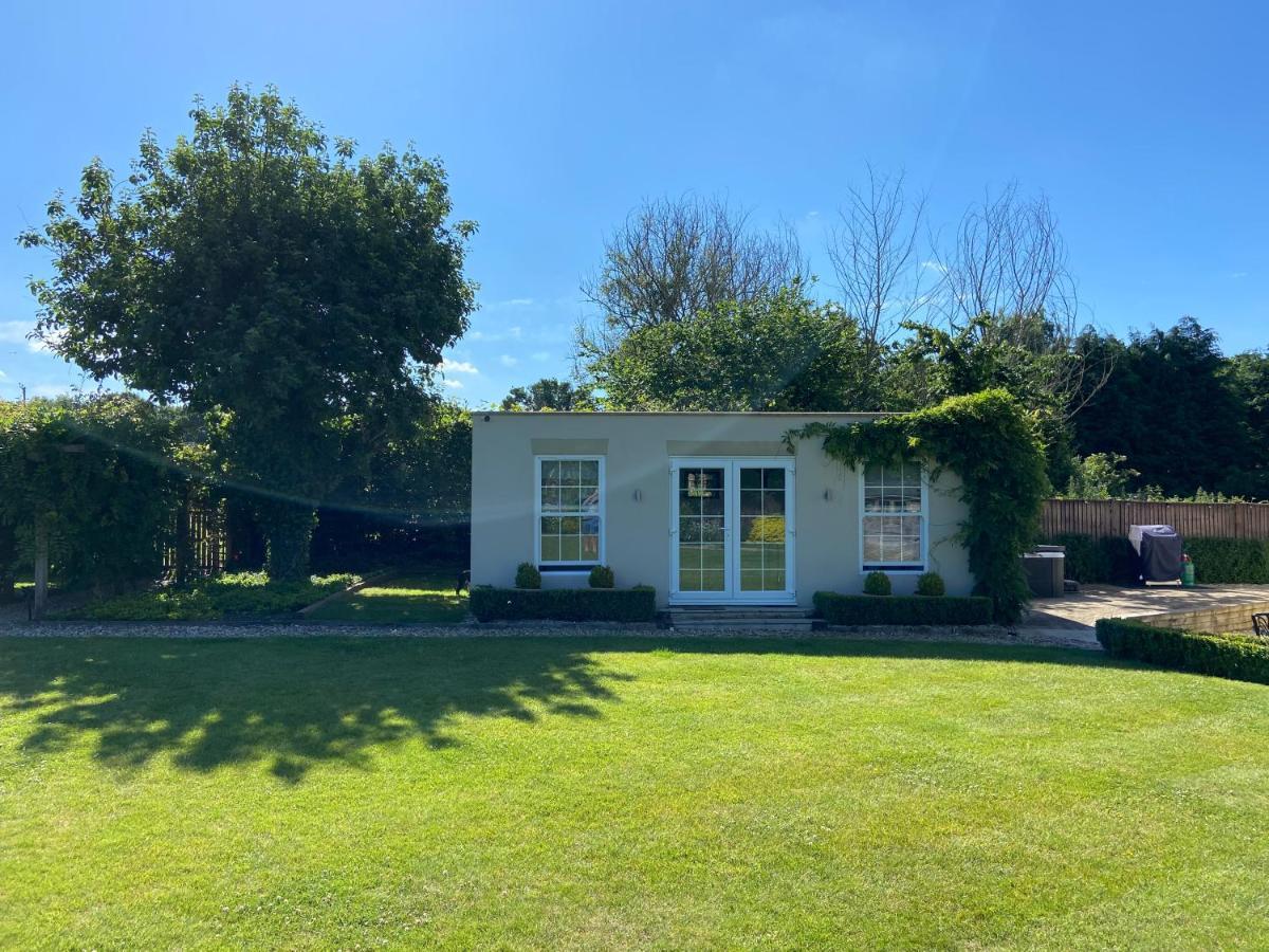 Large Country House - Hot Tub - Pool Table - Bbq - 5 Bedrooms - Log Burner Three Legged Cross Esterno foto